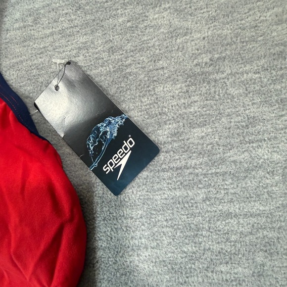 Speedo Shirts Women Medium Red Tank Top Lifeguard Guard Swim Endurance Training - Picture 3 of 8